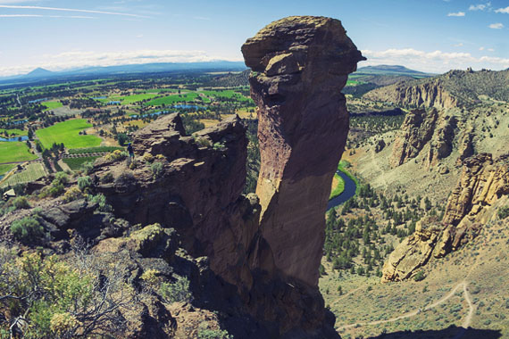 Climbing Destination Guide: Smith Rock, Oregon