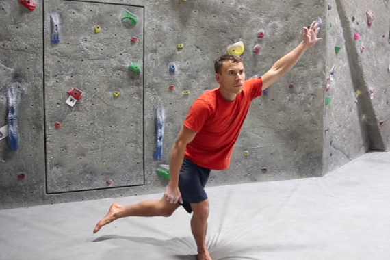 Jonathan Siegrist Demonstrates How To Best Warm Up for Climbing