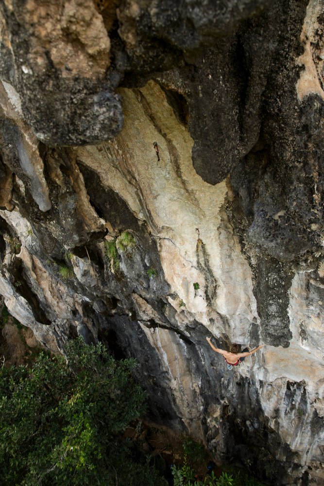 Laos climbing
