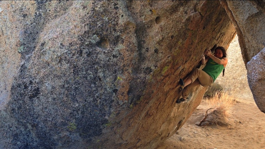 Shannon Joslin climbing