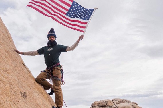 An Intimate Chat with Hobo Greg — A “Hitchhiking Mad Man” Living in Joshua Tree