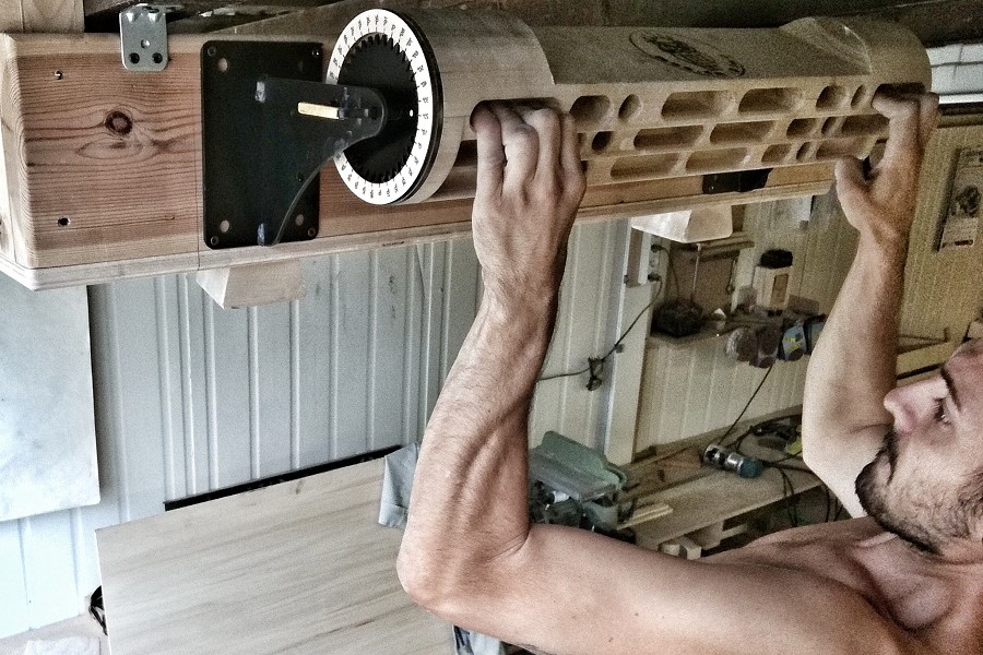 Wacht even Incarijk of Max Hangs: Building Maximum Finger Strength with Hangboarding