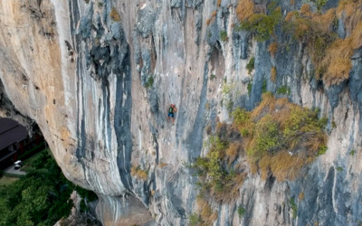 Free Solo and Base Jump in Tonsai: Humanality 6b+ (5.11a)