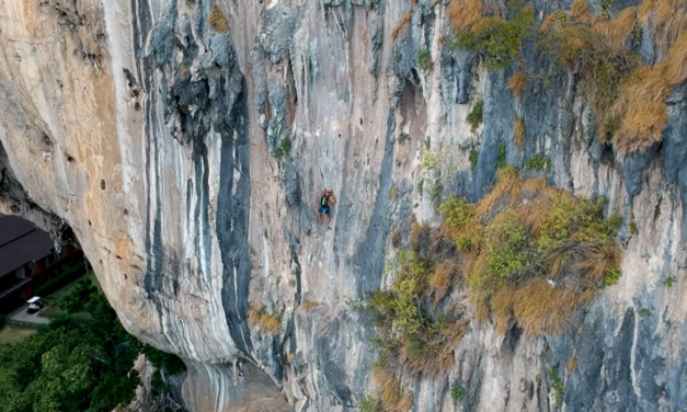 Free Solo and Base Jump in Tonsai: Humanality 6b+ (5.11a)