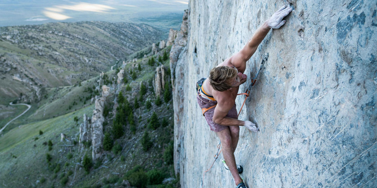 Casual Crusher: Full Time Grad Student Nicholas Milburn Claims 3rd Ascent of Algorithm (14d)